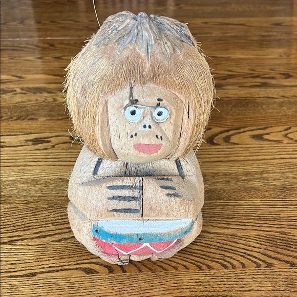 Handcrafted carved Coconut monkey Figurine with glasses and Painted Details - Picture 1 of 2